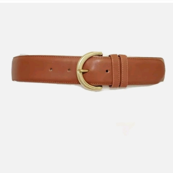 Coach Accessories - Coach Belt "British Tan" cognac Brown Leather Brass Buckle Medium Wide mint 8500